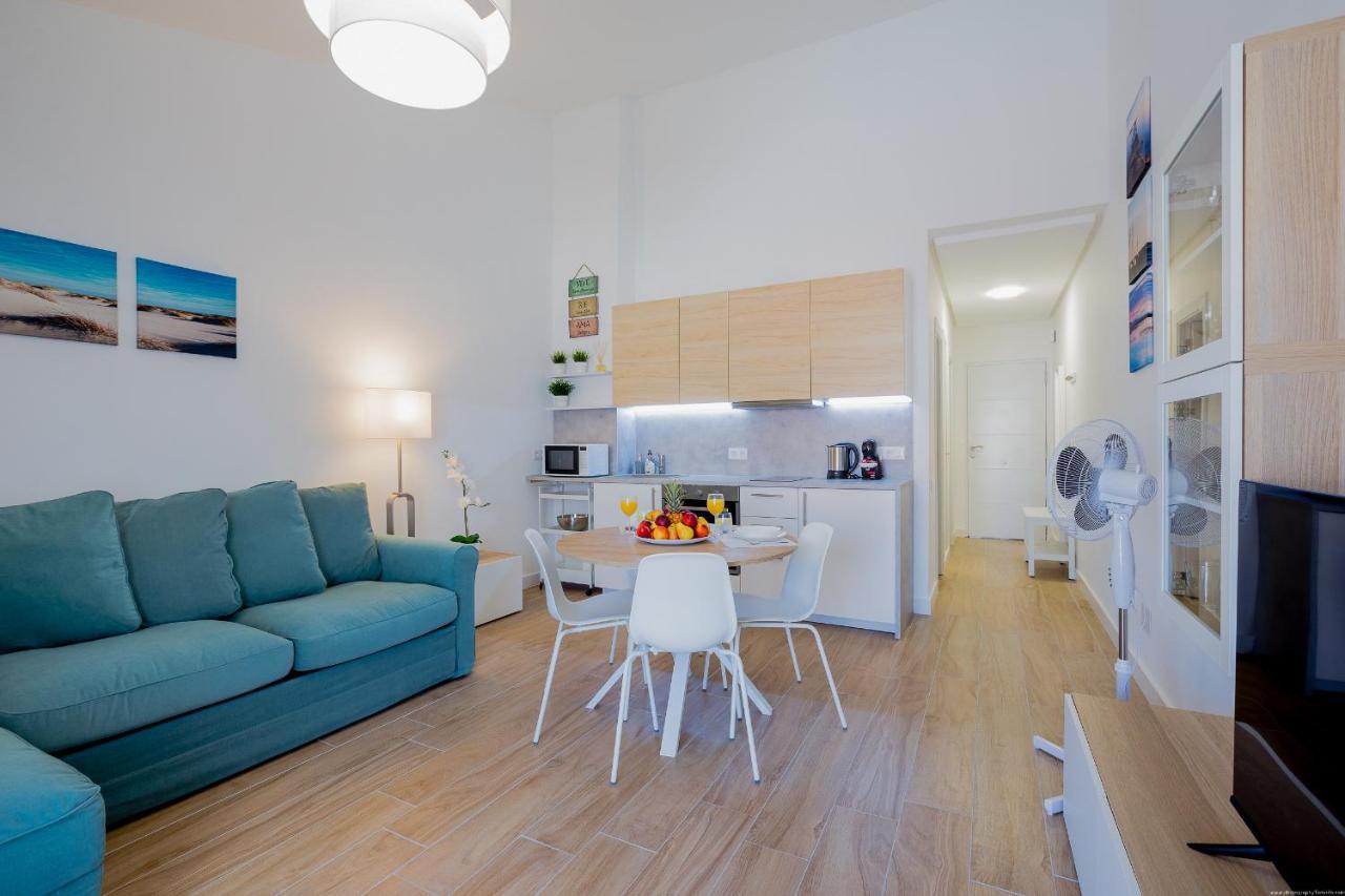 Bright & Stylish Apartment In Chipeque, Los Cristianos Arona  Exterior photo